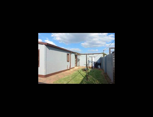 3 BEDROOM PROPERTY TO RENT IN PROTEA GLEN